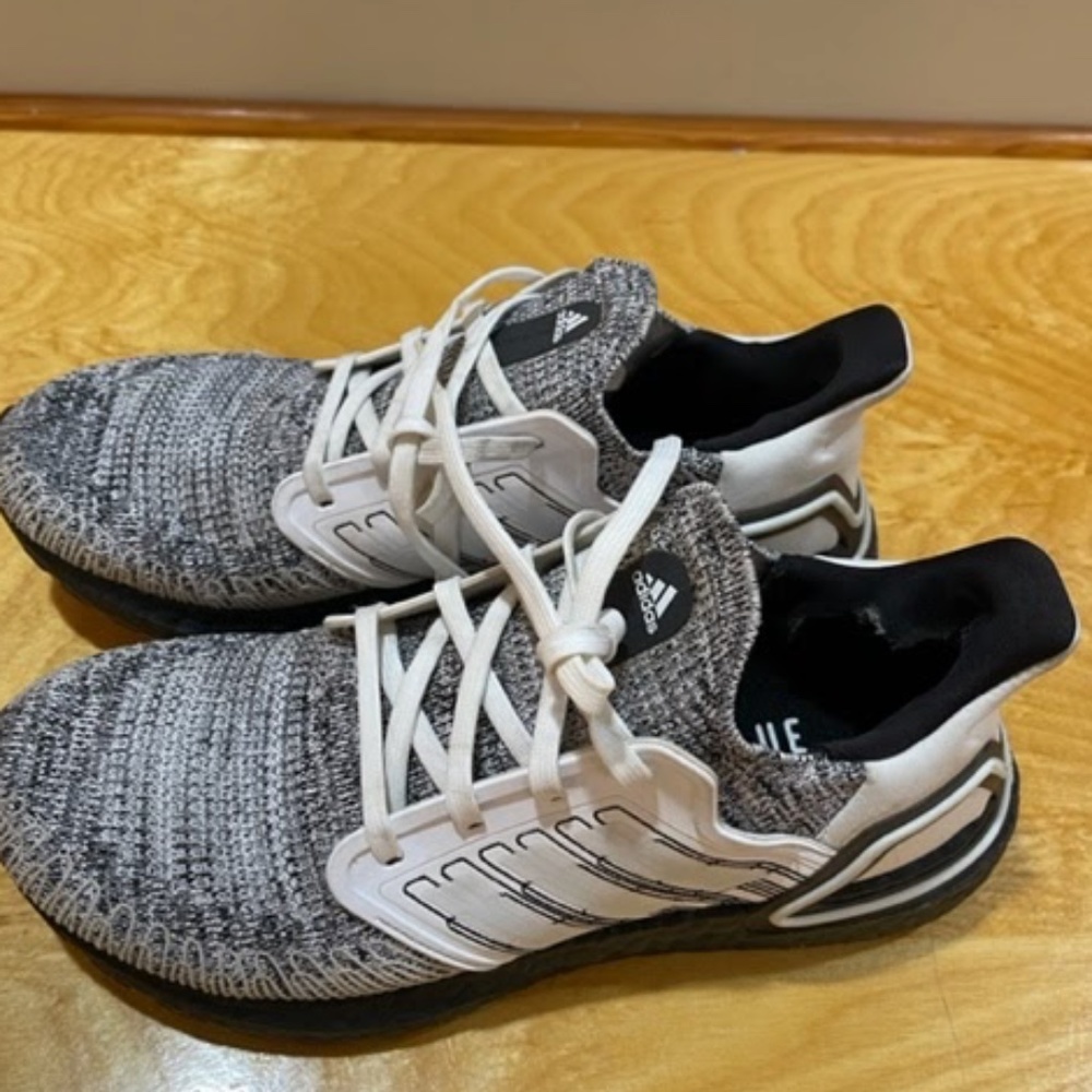 Adidas Women's Ultraboost 20W white/Silver Met Green Size 10